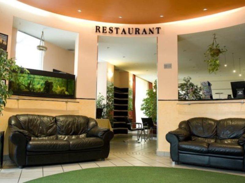 Hotel Reghina Тимишоара Экстерьер фото