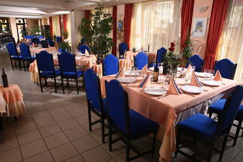 Hotel Reghina Тимишоара Экстерьер фото