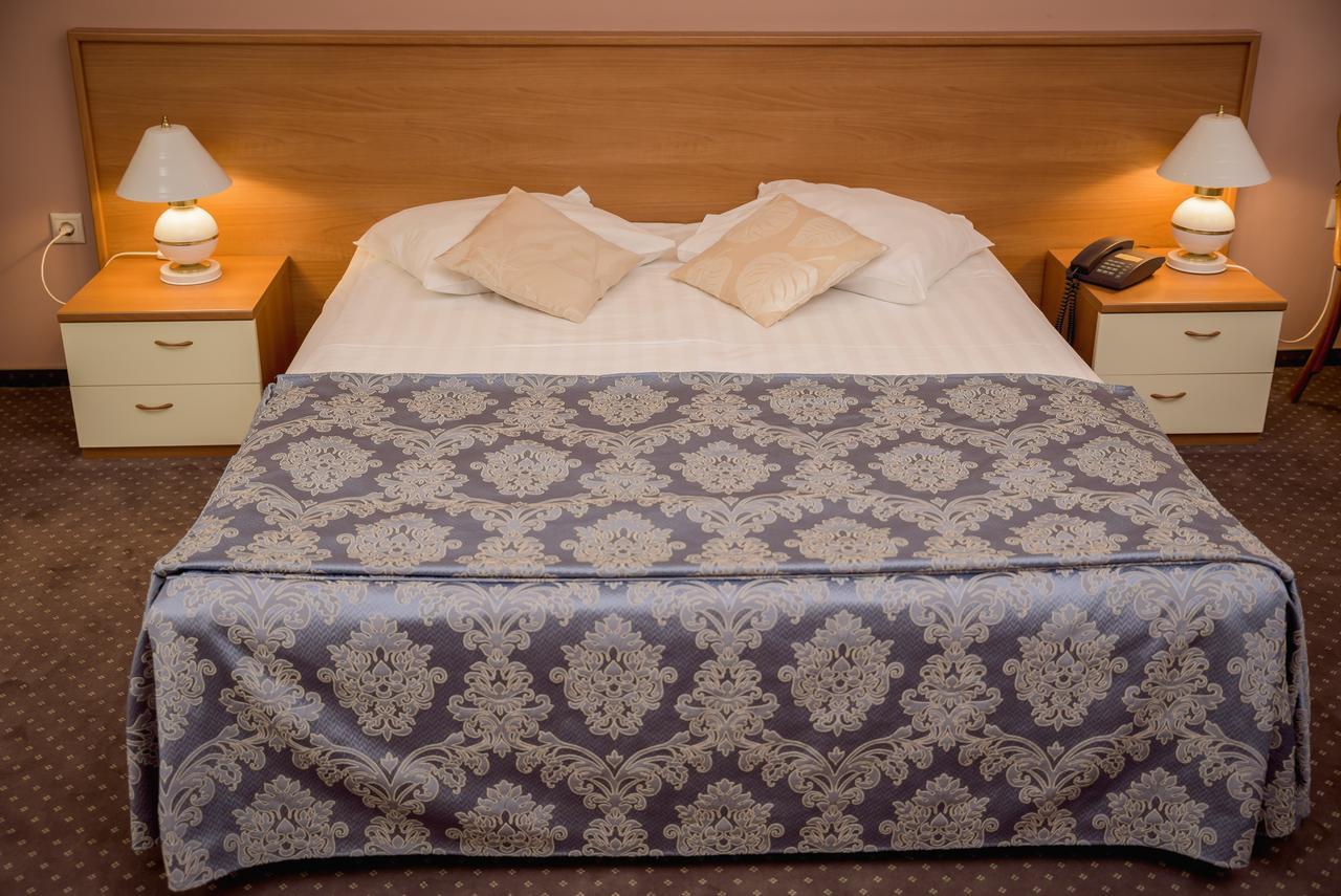 Hotel Reghina Тимишоара Экстерьер фото